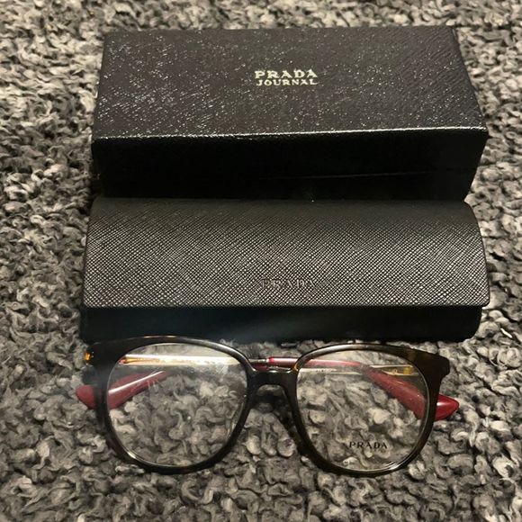 Prada reading glasses - Picture 1 of 8